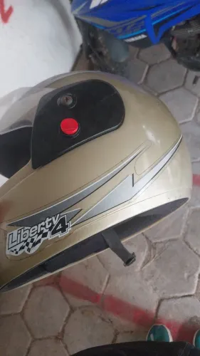 capacete excelente tamanho 56