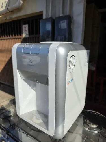 Bebedouro Electrolux 
