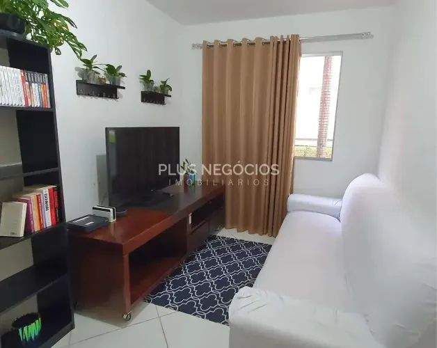 Apartamento Térreo à Venda 1 Dormitório, Sala, Cozinha Ampla, Condomínio com Lazer Comple