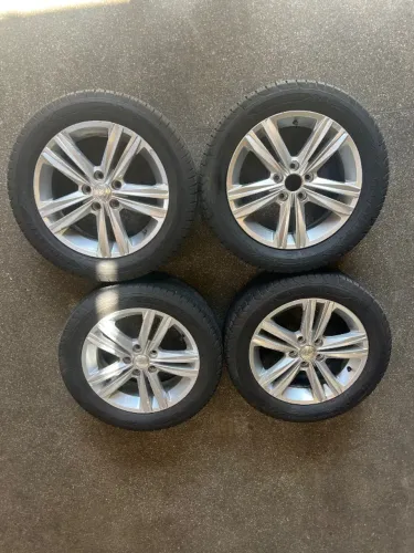 Jogo roda com pneus Vw polo virtus