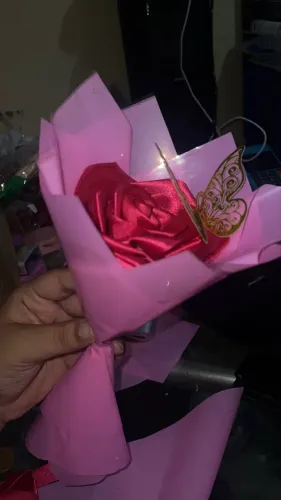 Rosa unitária para presente