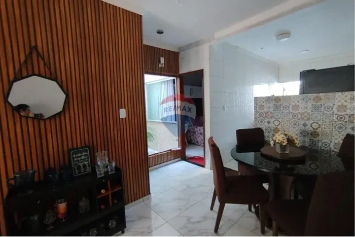 Casa a VENDA no Nova Santa Lúcia com 2/4 e piscina!