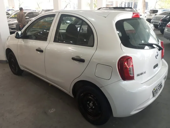 Nissan March S 1.0 12V Flex 5P 2017