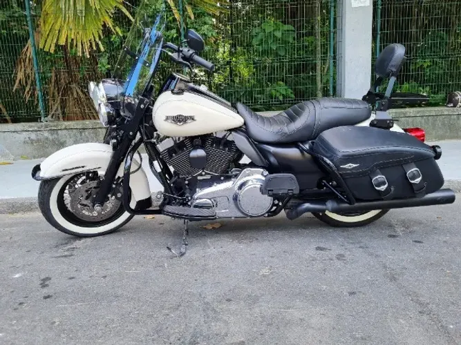 Harley Davidson Road King super conservada, revisada, excelente estado