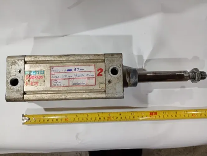 2 Cilindros Pneumáticos - Marca Festo - Diâmetro 80 x 100