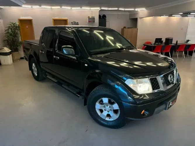 Nissan Frontier XE CD 4X2 2.5 TB Diesel 2010