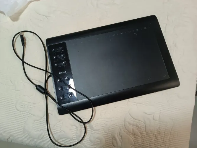 Mesa digitalizadora Zinnia Momentum MT1060