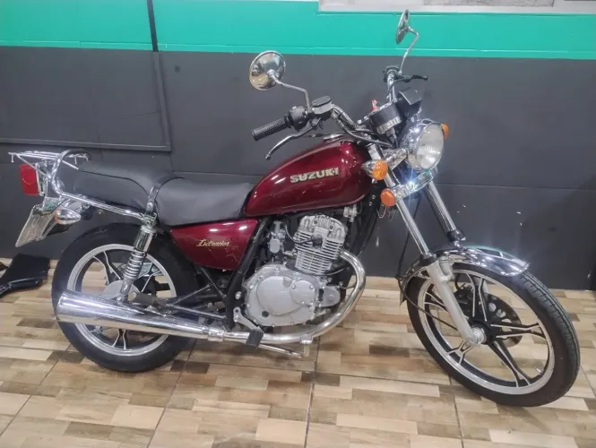Suzuki Intruder 125 2007 Impecável Aceito Troca Parcelo no Cartão de Crédito até 21 x