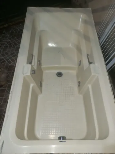 Banheira de hidromassagem