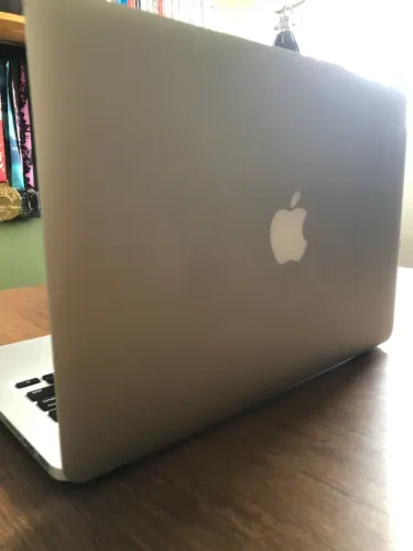MacBook Pro Retina 13" Early 2015 | Intel i5 | 8GB RAM | SSD