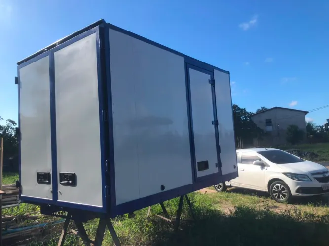 VENDA DE BAÚ PARA CAMINHÃO