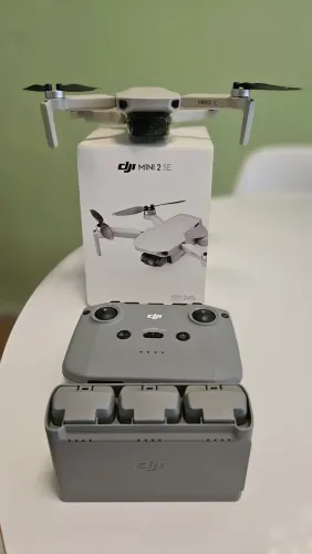 Drone DJI - Mini 2 SE - 3 baterias - com 14h de voo apenas 