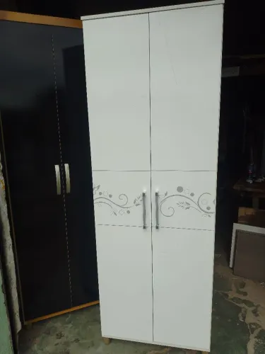 Guarda roupa artesanal 