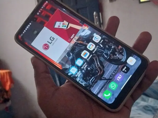 Celular LG K52 usado