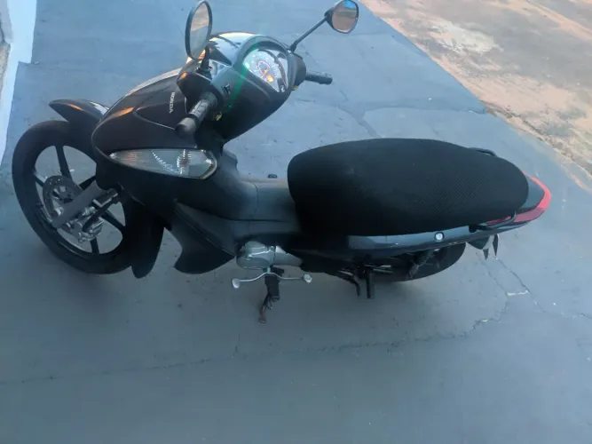 Honda biz completa