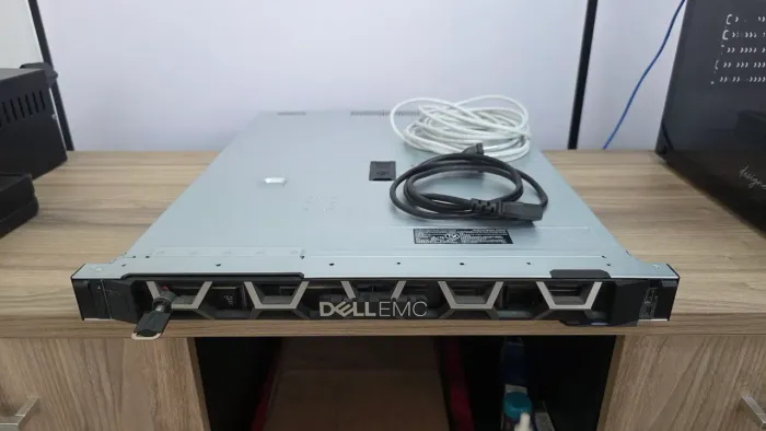 Servidor Dell R250
