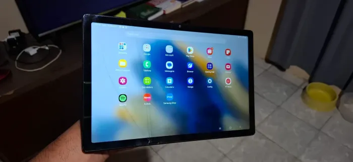 Vendo esse tablet A8