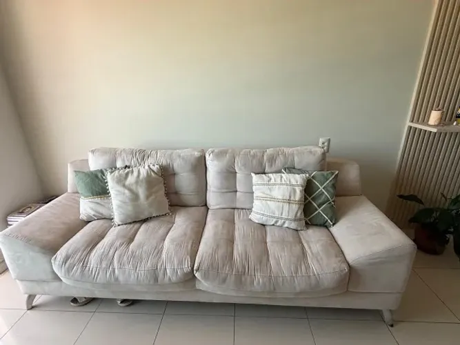 Vendo sofá 3 lugares 