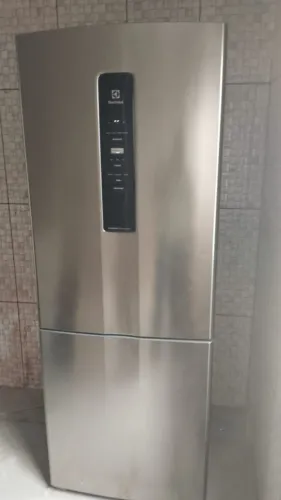 Vendo geladeira inverte Electrolux