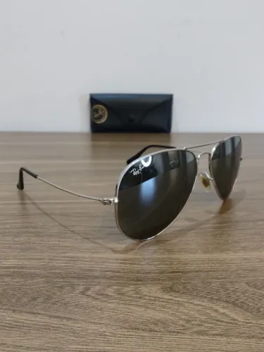 Ray-Ban Aviador Original Lente Cinza Escura Armação Prata Tamanho M