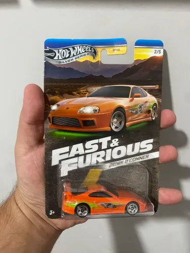 Hotwheels Supra Veloses e furiosos