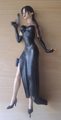 Figura Lara Croft Tomb Raider original EIDOS em porcelana raríssima