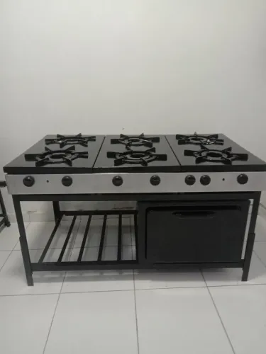 Vendo fogão industrial alto padrão! 