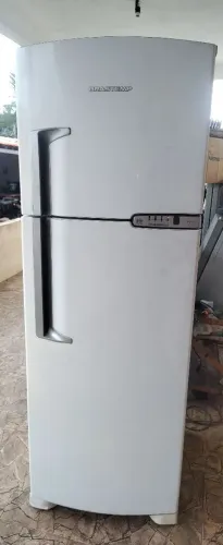 geladeira Brastemp Frost Free 354 litros 127V super conservado