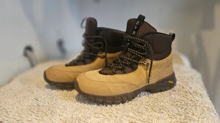 Bota Oakley Vertex Boot Impermeável Vibram - Tam 42 BR