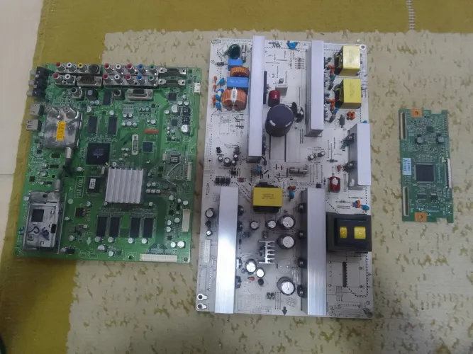 Vendo placas de tv 42LG50FD