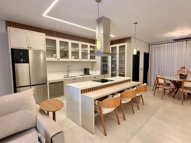 Sobrado Cancelli de Alto Padrão - 249 m² de área construída