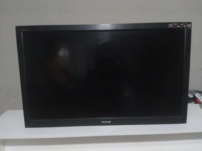 TV 32 HD ,CCE Sem defeito. R$350,00