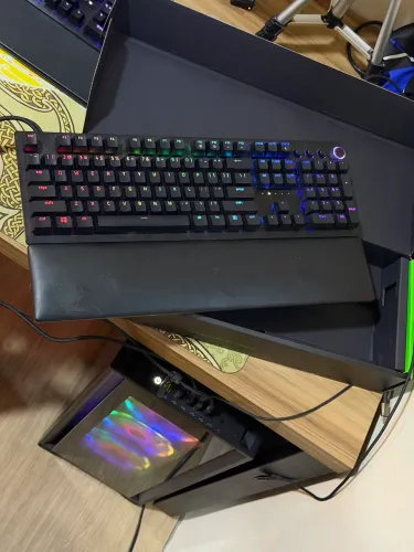 Razer Huntsman V2