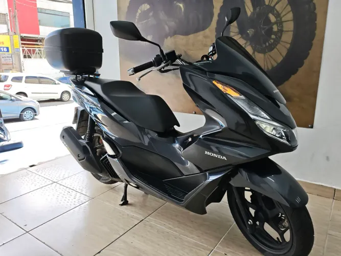 HONDA PCX 160 2023 - MOTO PRATICAMENTE ZERO