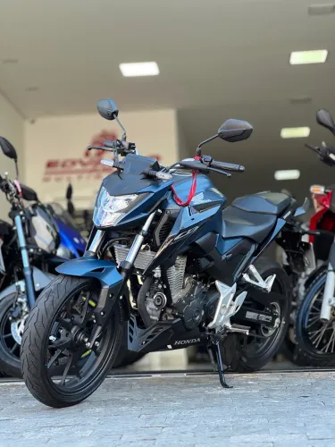 Honda CB 300 F Twister 2025