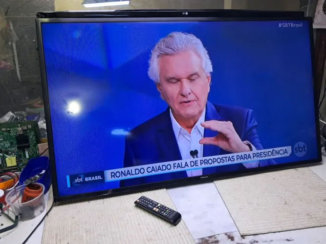 Tv sansung 49" led smart