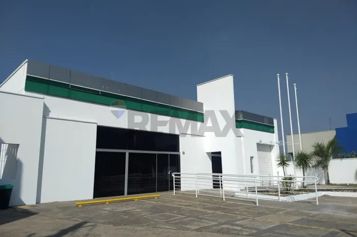 Imóvel Comercial Premium na Av. Eng. Carlos Reinaldo Mendes | 12 Salas e 38 Vagas