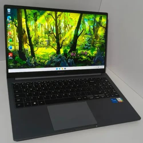 Notebook Samsung Book 4, Core i5 13ª, 16GB RAM, 512GB SSD NVMe, Tela Full HD 15.6P