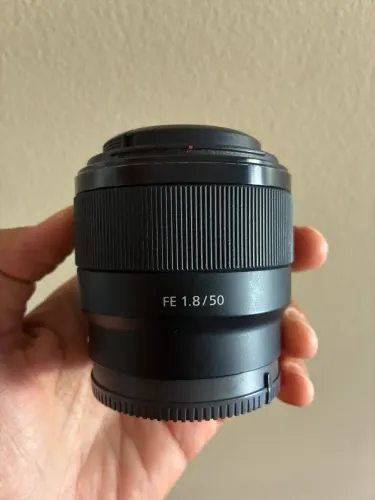 Sony 50mm 1.8 FE
