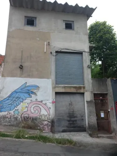 Prédio comercial na Rua Aristides Jofre, 149 500 m²
