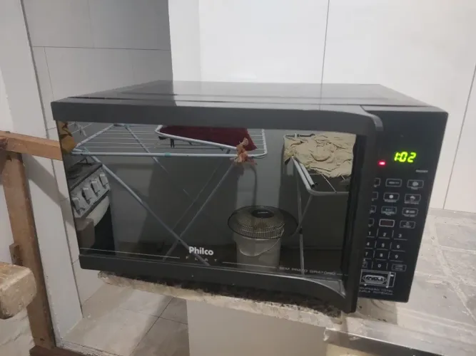 Vendo microondas Philco Flat 28 L