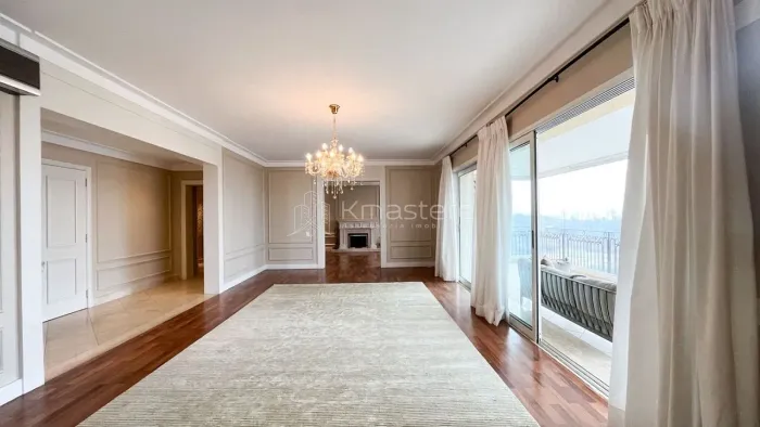 Apartamento á venda no condominio Lindembergue