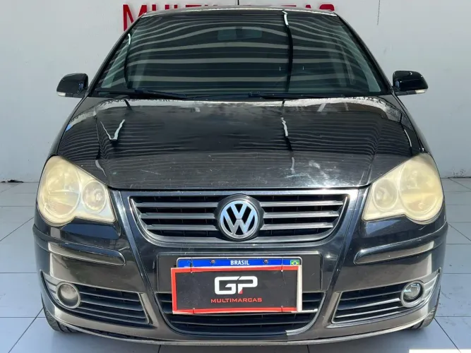 Volkswagen Polo Sedan 1.6 MI 101cv 8V 4P 2011