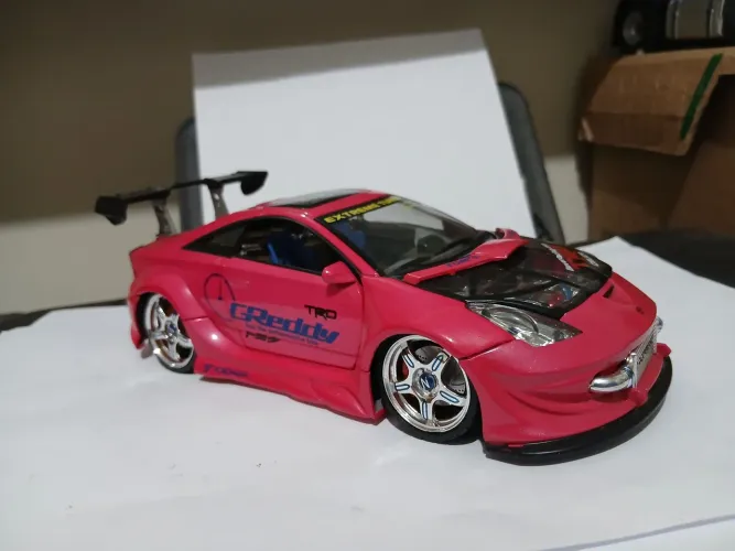 Miniatura toyota celica 1/24 kentoys