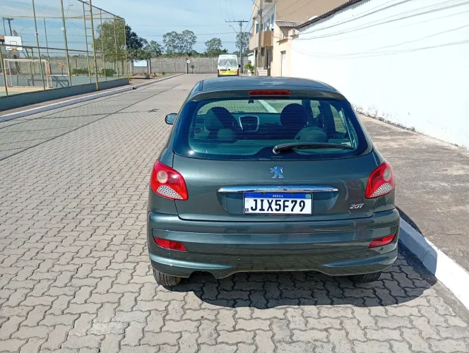Peugeot 207 XR 1.4 Flex 8V 5P 2012
