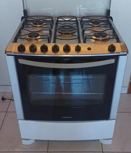 FOGÃO ELECTROLUX 5 BOCAS