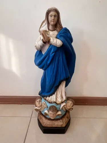 Nossa Senhora da Conceição em madeira maciça