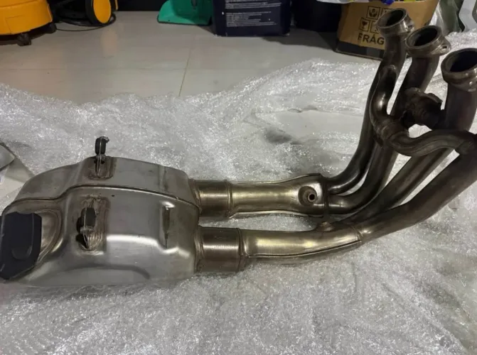 COLETOR ORIGINAL S1000rr 2015 a 2018