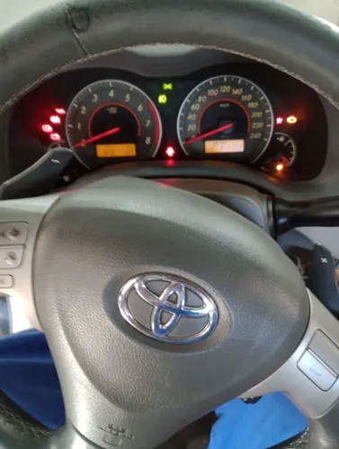 Toyota Corolla XEI 2.0 Flex 16V Aut. 2011