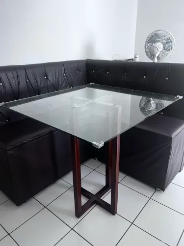 Canto alemão baú com mesa de vidro